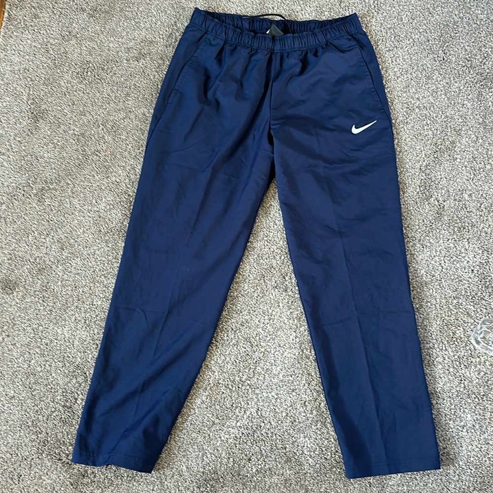Brand new Nike wind breaker pants